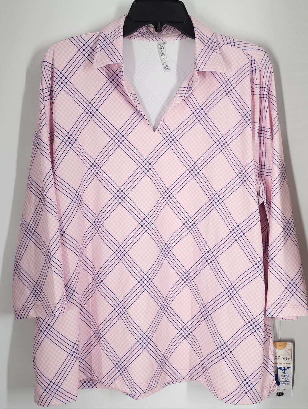 NEW LULU B Size 1X 3/4-sleeve V-neck knit top fold-over collar UPF 50+ Stretch